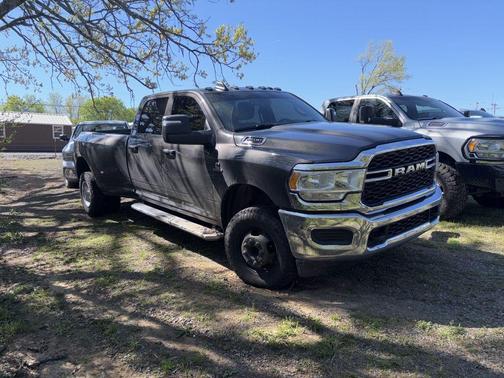 Granite Crystal Clearcoat Metallic 2024 RAM 3500 Tradesman