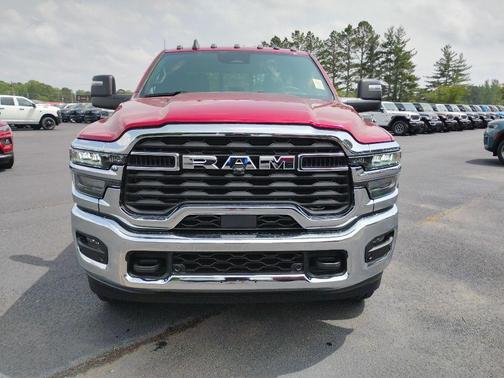 Molten Red Pearlcoat 2026 RAM 2500 Tradesman