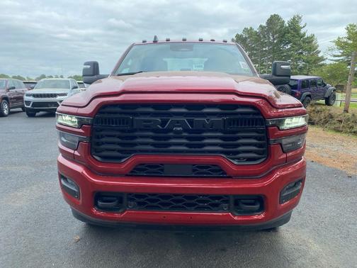 Molten Red Pearlcoat 2026 RAM 2500 Big Horn