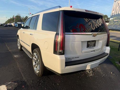 2020 Cadillac Escalade Premium Luxury