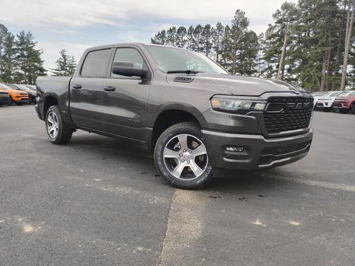 Granite Crystal Clearcoat Metallic 2026 RAM 1500 Express