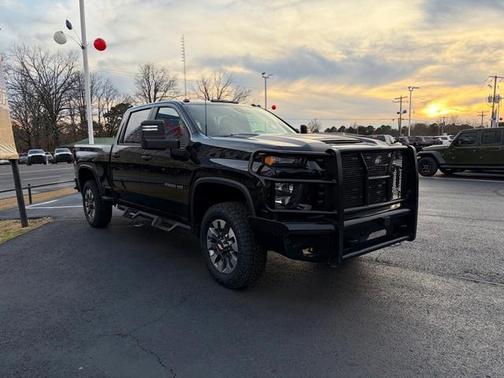 2023 Chevrolet Silverado 2500 Custom