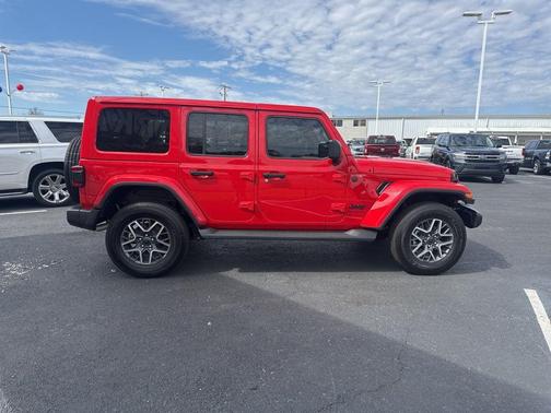 2025 Jeep Wrangler Sahara