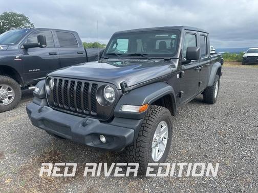 2020 Jeep Gladiator Sport