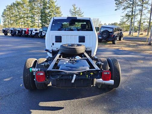 2026 RAM 3500 Tradesman/Big Horn