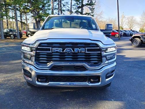 2026 RAM 3500 Tradesman/Big Horn