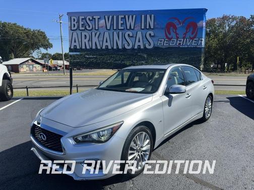 2018 INFINITI Q50 2.0t LUXE