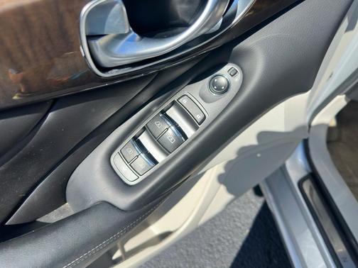 2018 INFINITI Q50 2.0t LUXE