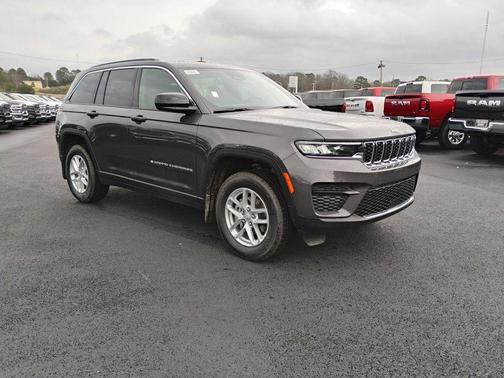 Metallic 2026 Jeep Grand Cherokee Laredo X