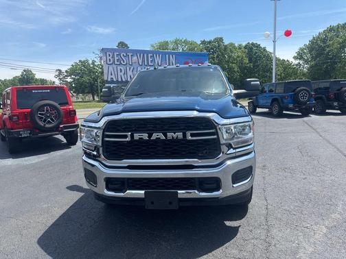 Patriot Blue Pearlcoat 2024 RAM 2500 Tradesman