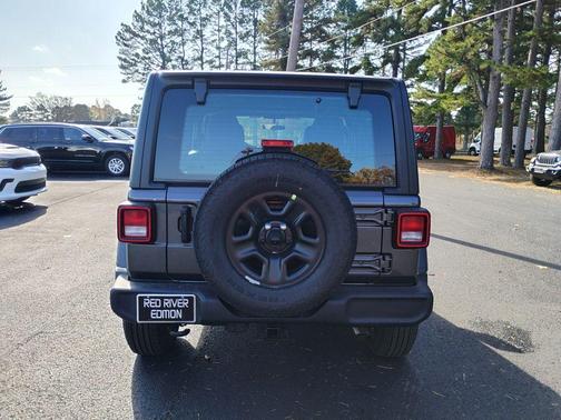 Granite Crystal Clearcoat Metallic 2026 Jeep Wrangler Sport