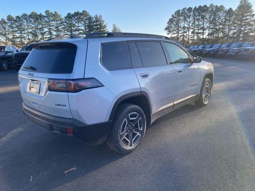 2026 Jeep Cherokee LAREDO/LIMITED
