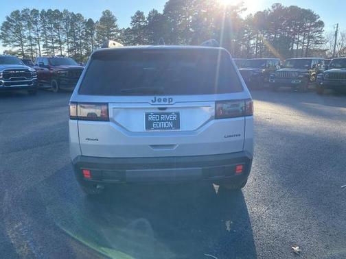 2026 Jeep Cherokee LAREDO/LIMITED