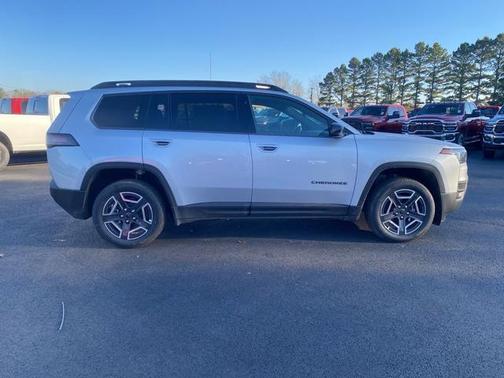 2026 Jeep Cherokee LAREDO/LIMITED
