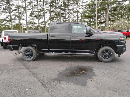 Diamond Black 2026 RAM 2500 Tradesman
