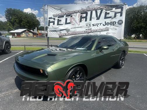 2021 Dodge Challenger SXT