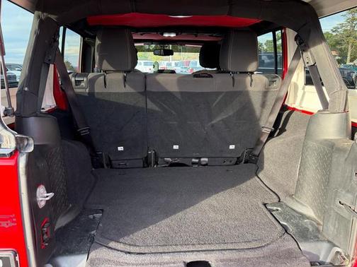 2018 Jeep Wrangler JK Unlimited Sahara