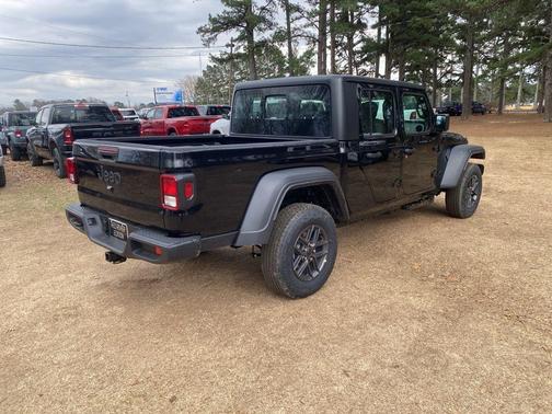 Black Clearcoat 2026 Jeep Gladiator Sport