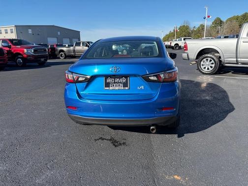 2017 Toyota Yaris iA Base