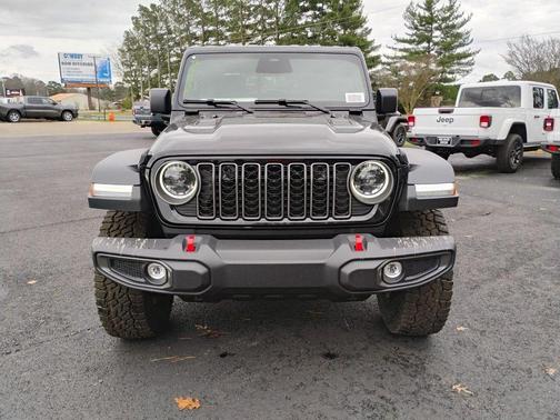 Black Clearcoat 2026 Jeep Gladiator Rubicon