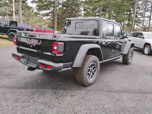 Black Clearcoat 2026 Jeep Gladiator Rubicon