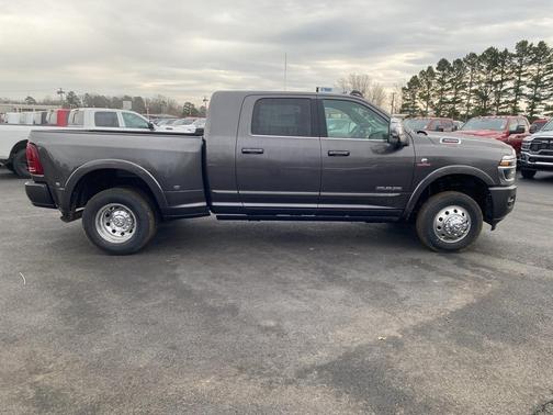 2026 RAM 3500 Limited