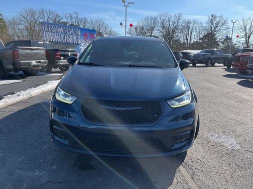 2021 Chrysler Pacifica Touring-L