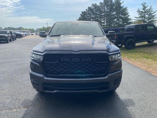 Granite Crystal Clearcoat Metallic 2026 RAM 1500 Express