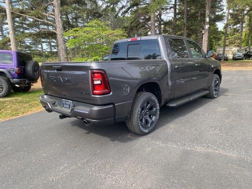 Granite Crystal Clearcoat Metallic 2026 RAM 1500 Express