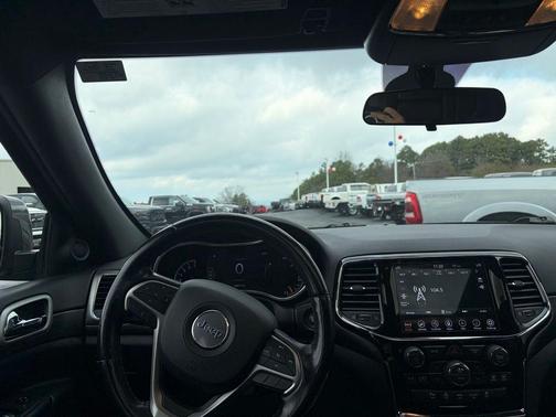 2021 Jeep Grand Cherokee Laredo X