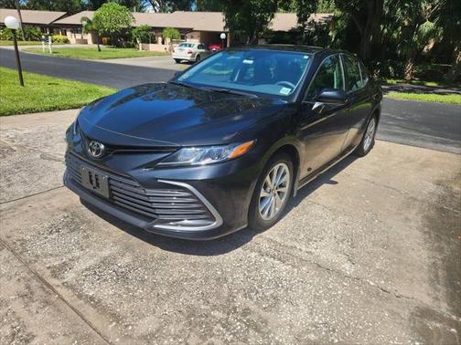 2022 Toyota Camry LE