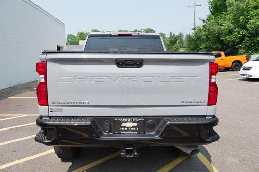 2025 Chevrolet Silverado 2500 Custom