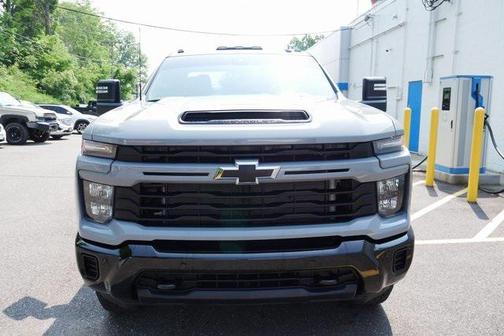 2025 Chevrolet Silverado 2500 Custom