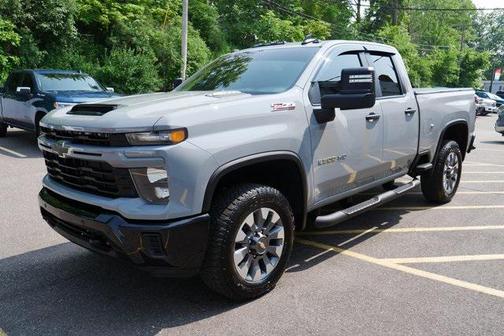 2025 Chevrolet Silverado 2500 Custom