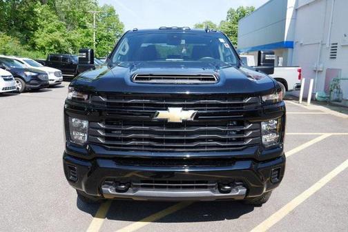 2024 Chevrolet Silverado 2500 Custom