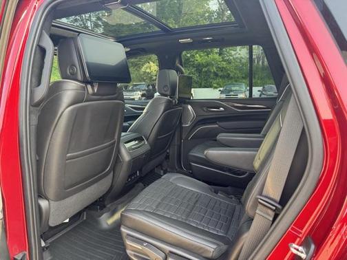 2022 Cadillac Escalade Sport Platinum