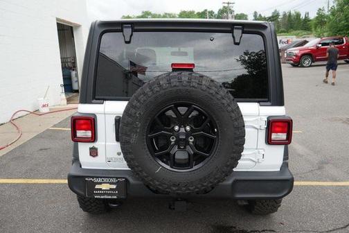 2024 Jeep Wrangler Sport