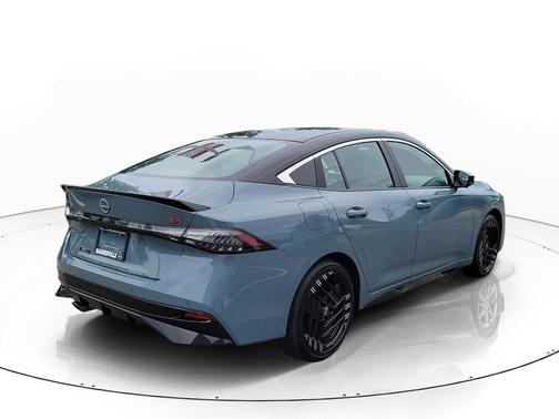 Atlantic Gray Metallic/Super Black 2026 Nissan Sentra SR
