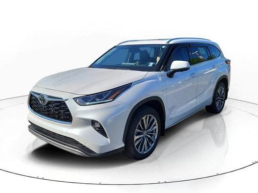 2025 Toyota Highlander Hybrid Limited