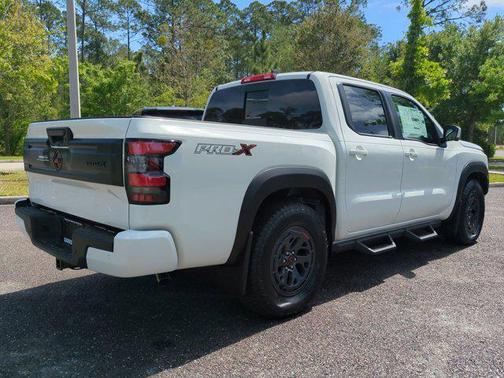 2025 Nissan Frontier PRO-X