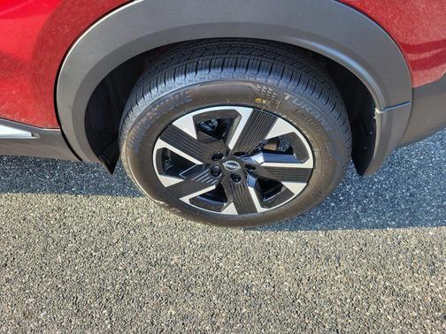 Scarlet Ember Tintcoat 2026 Nissan Kicks SV