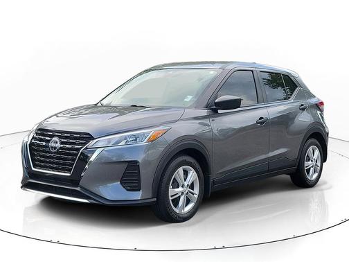 Gun Metallic 2025 Nissan Kicks S