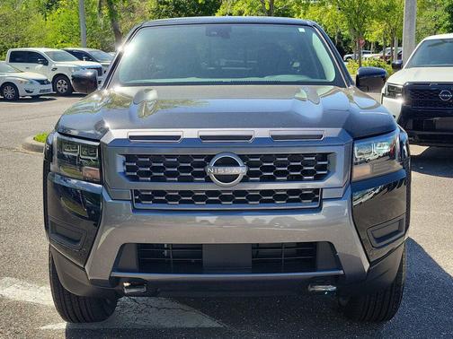Super Black 2026 Nissan Frontier SV