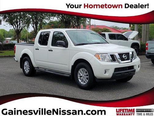 Glacier White 2018 Nissan Frontier SV