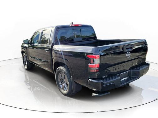 Super Black 2026 Nissan Frontier SV