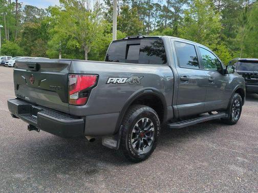 2024 Nissan Titan PRO-4X