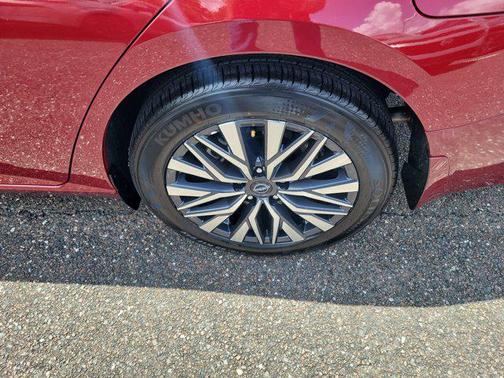 Scarlet Ember Tintcoat 2026 Nissan Altima SV FWD