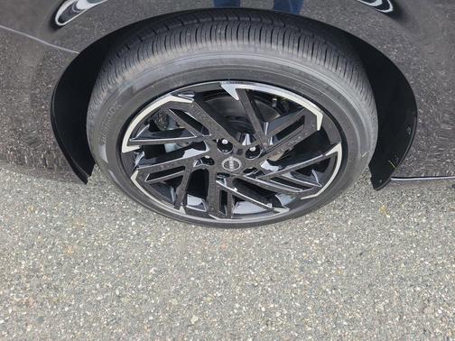 Super Black 2026 Nissan Sentra SR