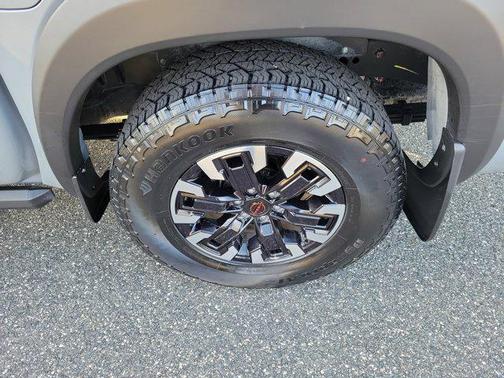 2023 Nissan Frontier PRO-X