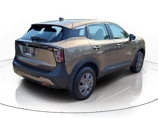 Canyon Bronze Metallic 2026 Nissan Kicks S